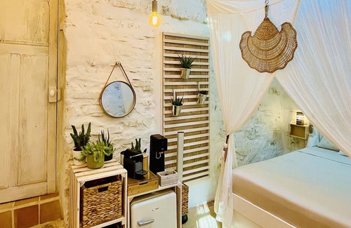 Saignon Bed & Breakfast | Chambre Dhôtes en Plein Cœur du Parc du Luberon Pour les Amoureux de la Nature