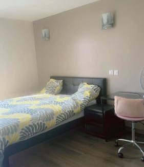 La Rochelle House | chambre