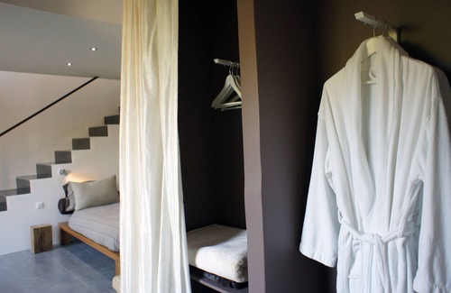 Saint-Fiacre-sur-Maine Bed & Breakfast | Chambre Orientale Duplex Jardin privatif + Breakfast included