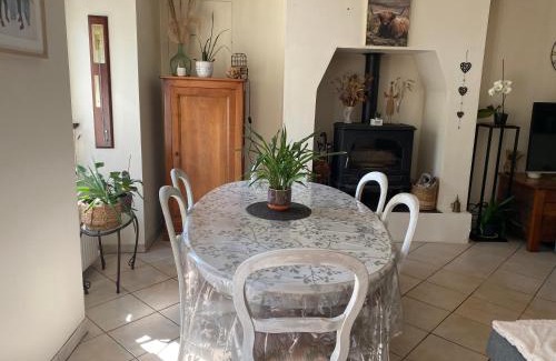 Val-d'Ize House | Chambre N 1 Chez Laurence
