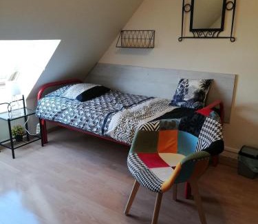 Hermanville-sur-Mer Apartment | CHAMBRE STUDIO avec KICHENETTE SOLEIL DE NACRE