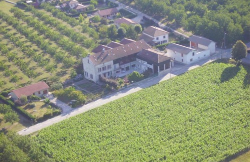 Izeron Bed & Breakfast | Chambres d'Hôtes La Noyeraie