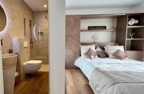 Mougins Bed & Breakfast | Chambres d’hôtes Le Moment Pour Soi - Mougins