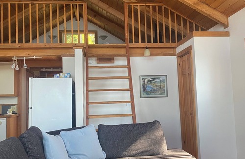 Sandpoint Cabin | Champagne Sunsets Lakefront with Loft & Dock, View & private waterfront