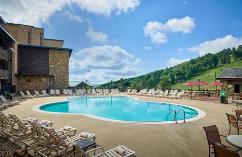 Seven Springs Apartment | Champion Hotel | Queen Tower Room + In-Room Perks