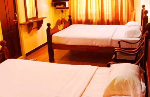 Vaduvanchal Hotel | Chandragiri Bungalow
