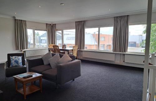 Egmond aan den Hoef Bed & Breakfast | Chang