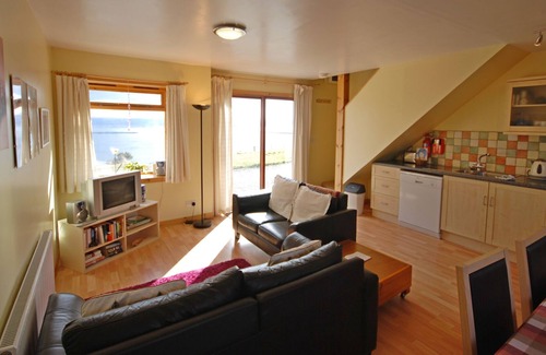 Fortrose Cottage | Chanonry cottage on the Black Isle, home of the Moray Firth dolphins