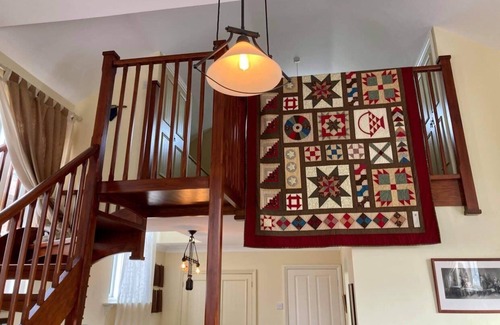 Woolage Green House | Chapel Cottage - converted Chapel in the heart of the Kent countryside