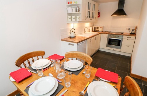 Appleby-in-Westmorland Cottage | CHAPEL COTTAGE, pet friendly in Appleby-In-Westmorland