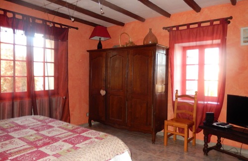 Aigremont Other | Character building with excellent interior and exterior spaces