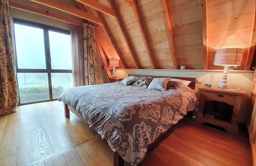 Cajarc Bed & Breakfast | Character house 10 minutes walk from the medieval village of Cajarc with swimming pool