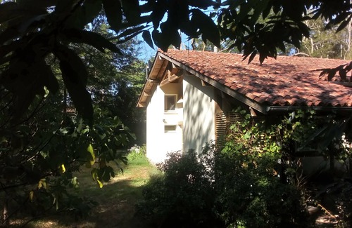 Leon House | Character house between lake and ocean