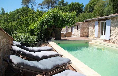 Tharaux House | Character house with swimming pool, 5 bedrooms with double beds.