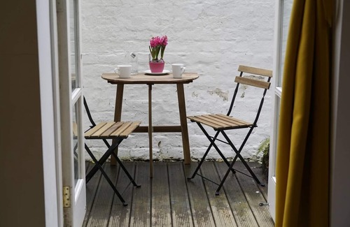 Liverpool Apartment | Characterful period flat