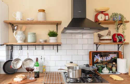 Stanley Apartment | Characterful Terrace Retreat in County Durham - Sleeps 6
