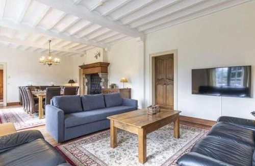 Erezee House | Characterful villa - fantastic place
