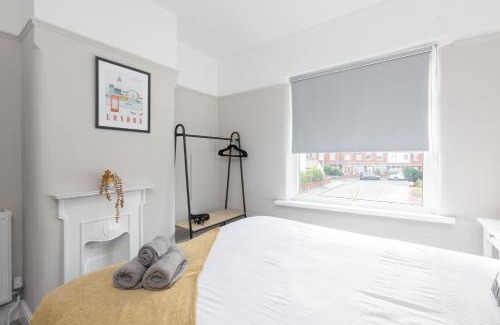 Blackpool House | Charles Alexander Short Stay - Ansdell House
