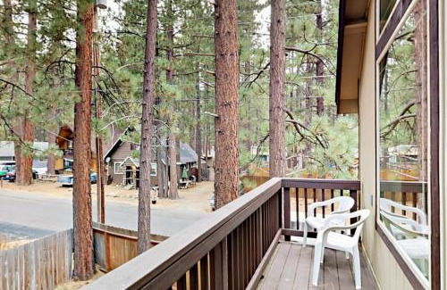 Sierra Tract House | Charles Charmer