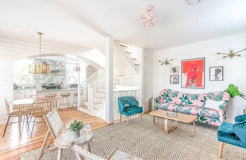 Cannonborough Elliotborough House | Charleston Luxury | Local Design 4BR w/Balcony!