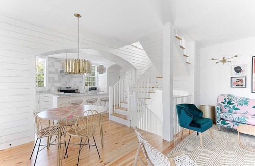 Cannonborough Elliotborough House | Charleston Luxury | Local Design 4BR w/Balcony!