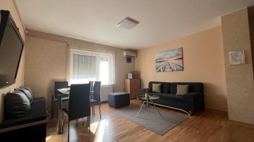 Belgrade Apartment | Charlie&Blueberries 1