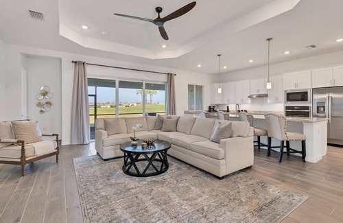 Punta Gorda House | Charlotte County Villa 5900 - Golf & Clubhouse Access