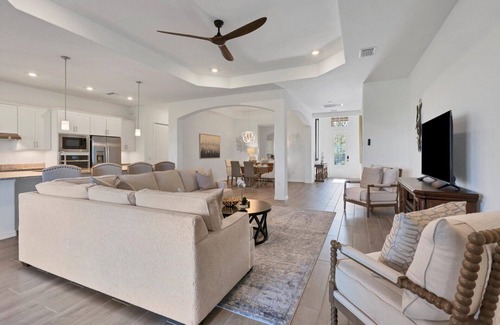 Punta Gorda House | Charlotte County Villa 5900 - Golf & Clubhouse Access