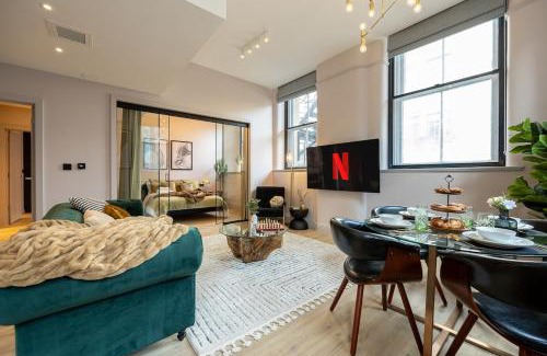 Chinatown Apartment | Charlotte House Residence by COQOON