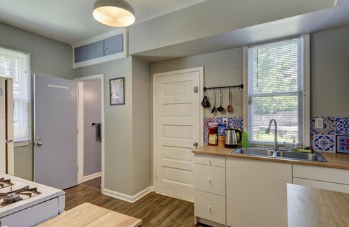 Downtown Omaha House | Charm Near Omaha Downtown: 4-Bed, 2-Bath Gem