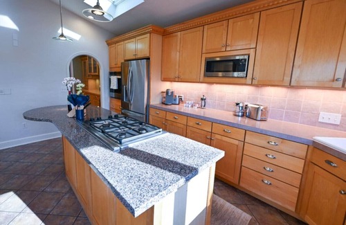 Hale House | Charm on Cherry Street