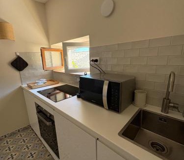 Cagnes-sur-Mer Apartment | Charmant 2 pièces avec vue Mer au coeur du village
