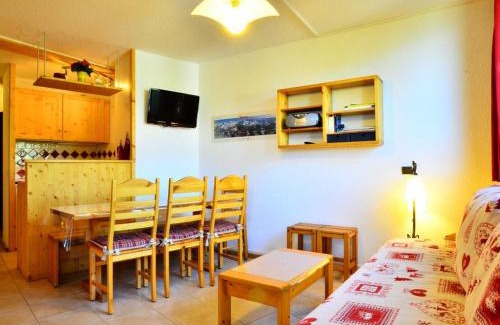 Montchavin Apartment | Charmant appart rénové 6/7 pers, proche pistes & Espace Paradisio - FR-1-329-68