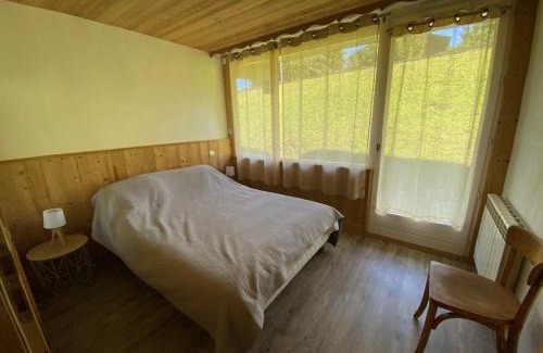 Cohennoz Apartment | Charmant appart 4 pers. avec chambre indép., terrasse, Wi-Fi, parking, skis, proche Crest-Voland - FR-1-733-110