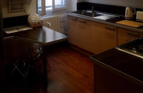 Les Grands Carmes Apartment | Charmant Appartement Haussmannien à la Joliette
