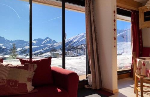 La Toussuire Apartment | Charmant apt 4 pers avec balcon, cuis. équipée, parking, proche pistes, La Toussuire - FR-1-417-94