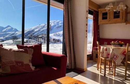 La Toussuire Apartment | Charmant apt 4 pers avec balcon, cuis. équipée, parking, proche pistes, La Toussuire - FR-1-417-94