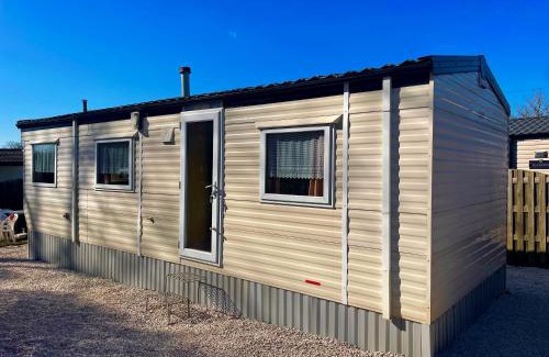 Bauche Other | Charmant Bungalow avec piscine et emplacement voiture