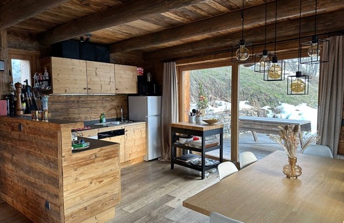Sainte-Foy-Tarentaise Ski Chalet | Charmant Chalet, Hameau de Montagne, Proche Commerces et Station