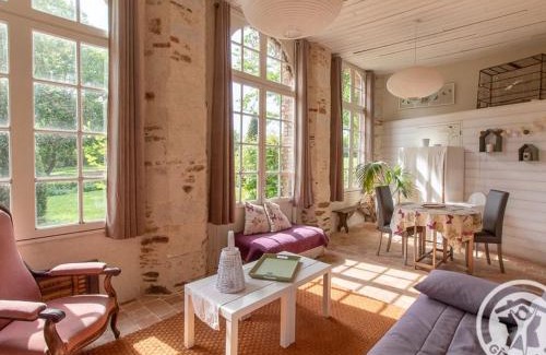 Rochefort-sur-Loire House | Charmant gîte familial avec parc, près des vignobles, à 30 min d’Angers - Confort et cadre raffiné. - FR-1-622-34