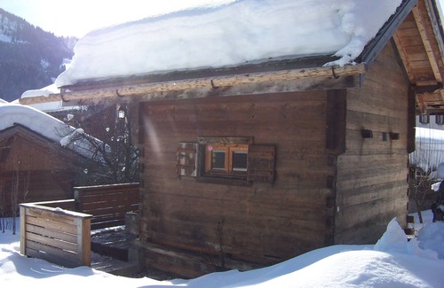 Praz-sur-Arly Ski Chalet | Charmant Mazot au Centre du Village. Découvrez Notre Cocon !