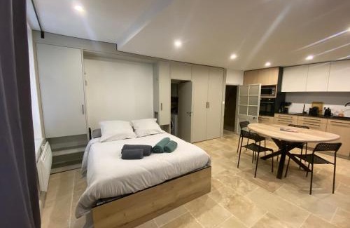 Arles City Centre Apartment | Charmant studio Corneille