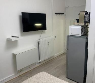 Versailles Apartment | Charmant Studio-Proche gares