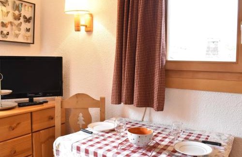 Meribel Apartment | Charmant Studio Rénové pour 3 Personnes à Méribel, Proche Pistes et Commerces, Balcon Sud - FR-1-180-33