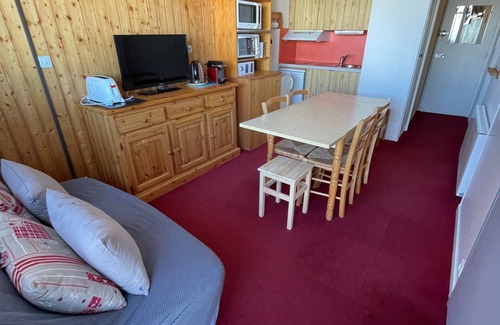 Plagne Centre Apartment | Charmant T2 Plagne Villages, Skis aux Pieds