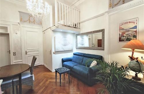 Aix-les-Bains City Center Apartment | Charmant T1 Bis au cœur d'Aix-les-Bains, à deux pas des thermes, lac et gare, décoré avec soin - FR-1-555-44