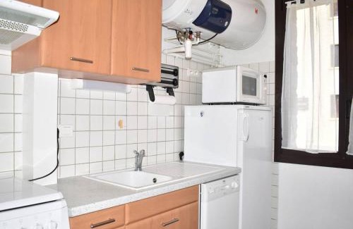 Font-Romeu-Odeillo-Via Apartment | Charmant T2, 4 pers, cuisine équipée, parking, Font-Romeu - FR-1-580-41