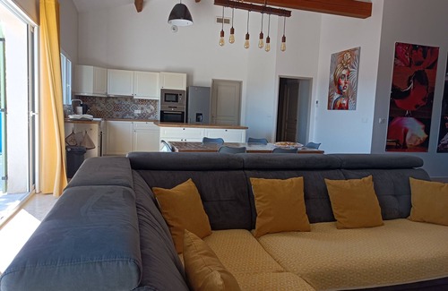 Anduze House | Charmante Maison au Calme Avec vue Agréable