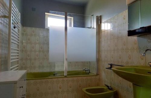 Le Chatellier House | Charmante maison en pierre à la campagne