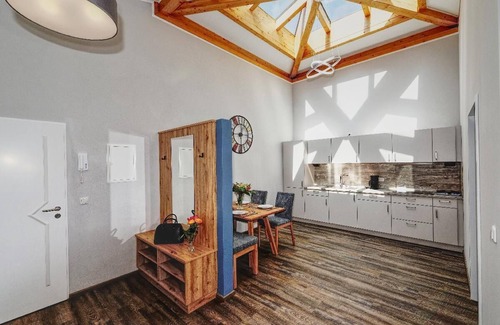Bad Fuessing Apartment | Charmante Suite mit Loggia und Kochnische im Heilbad Bad Füssing